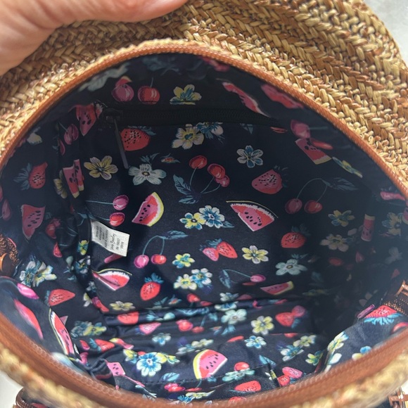 Vera Bradley Fruit Basket Small Back Pack Purse Embroidered Patch Adjustable - Picture 5 of 12